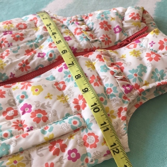 Genuine Kids From OshKosh B’gosh Floral Print Puffer Vest - Picture 7 of 8